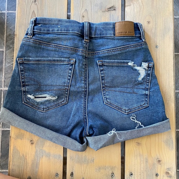 AE Dream Curvy Denim Midi Short - Picture 2 of 7